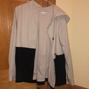 Black and Tan JJILL button up hooded jacket